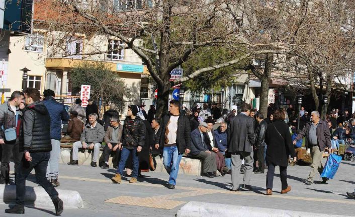 Muğla’nın nüfusu Binde 17,7 artarak 1 milyon 22 bin 141 oldu