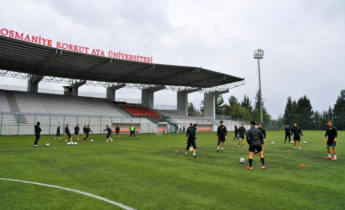 OKÜ, profesyonel ve amatör spor kulüplerine spor tesislerini açtı