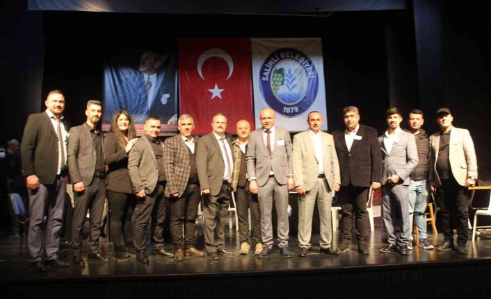 Salihli terzilerde yeni başkan İlkay Saygın oldu