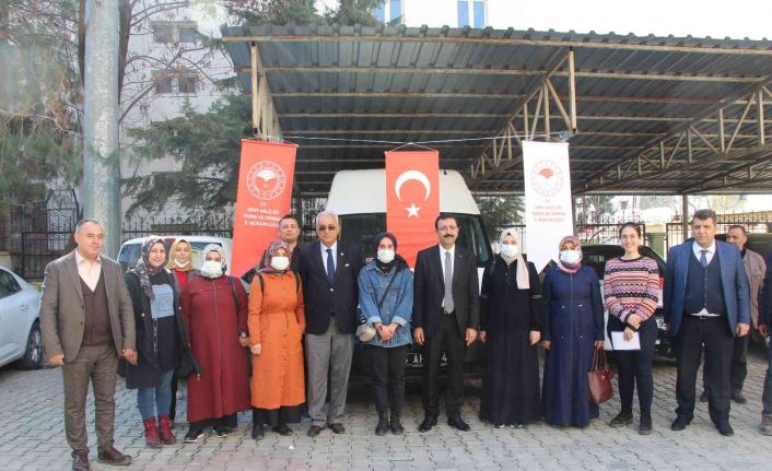 Siirtli kadınlar yılda 500 ton asma yaprağı ile ekonomiye katkı sağlayacak