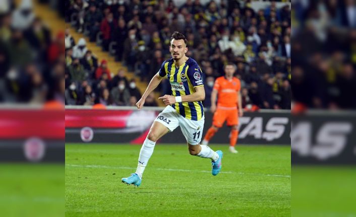 Spor Toto Süper Lig: Fenerbahçe: 0 - Medipol Başakşehir: 1 (Maç sonucu)