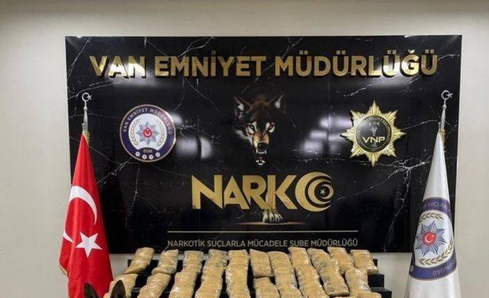 Thor’un katıldığı operasyonda 114 kilo 900 gram eroin ele geçirildi