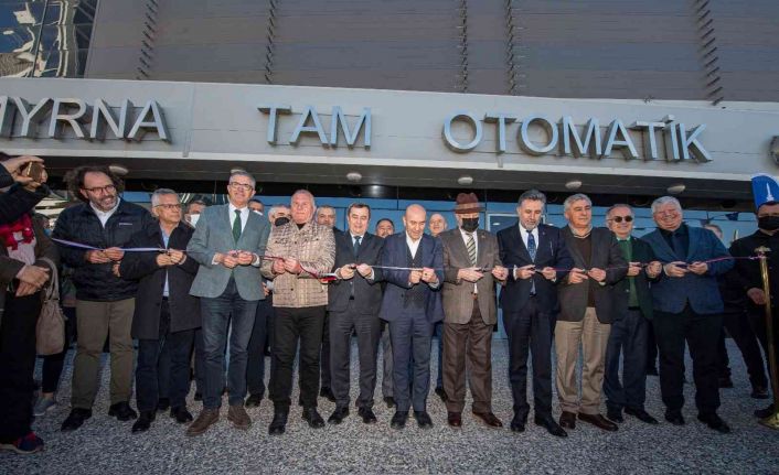 Türkiye’nin en büyük tam otomatik otoparkı İzmir’de açıldı: 66,5 milyona mal oldu