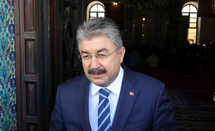 Vali Erdinç Yılmaz: “Caminin kapısını yakan şahıs maalesef madde bağımlısı”