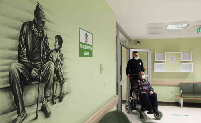 ‘Yaşlı Dostu Hastane’ Sağlık Bakanlığı tarafından iyi uygulama örneği seçildi