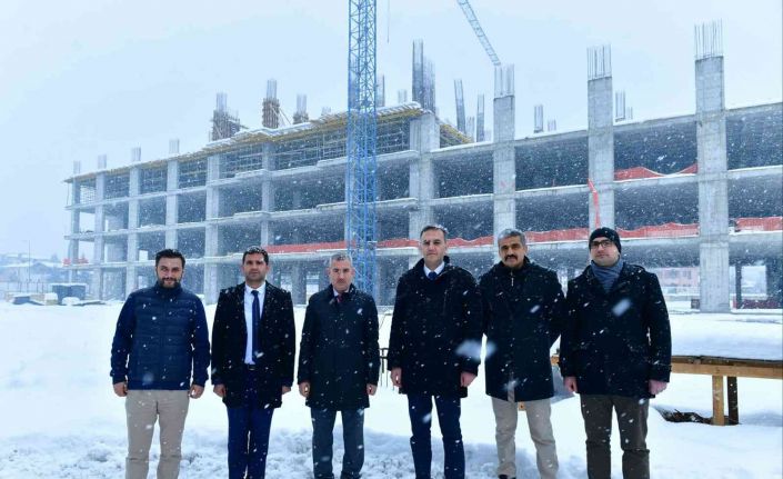 Yeşilyurt, 18 Mart’ta ihaleye çıkacak olan Yeşilyurt millet bahçesiyle dev bir yatırıma daha kavuşacak