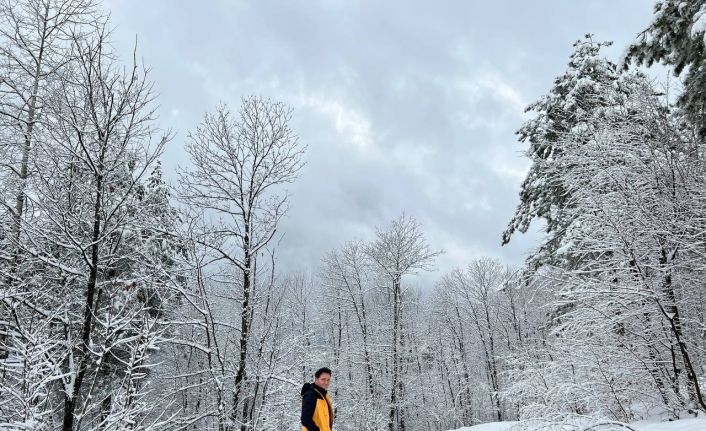 Yüksek kesimlere gece boyu kar yağdı, kartpostallık manzaralar ortaya çıktı