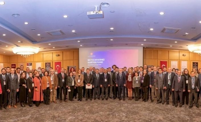 40 bin öğrencinin ziyaret ettiği Batı Karadeniz Kariyer Fuarı’nda ÇAKÜ’ye büyük ilgi
