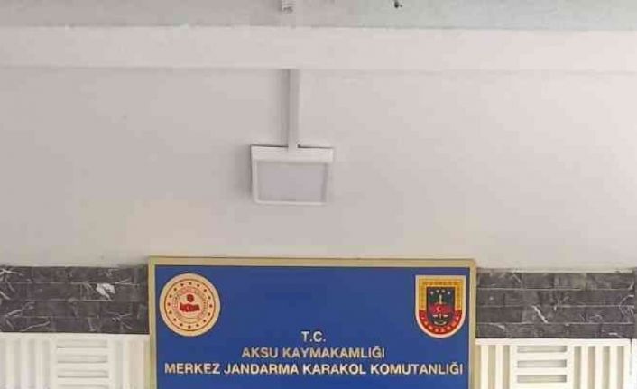 8 yıl 4 ay hapis cezası ile aranan uyuşturucu taciri yakalandı