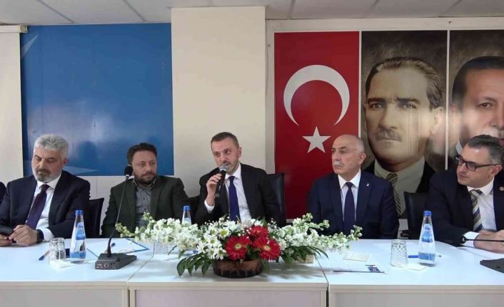 AK Partili Kandemir: “28 Şubat ittifakı Türkiye’nin hiçbir meselesinde milli reflekslerin yanında duramıyor”