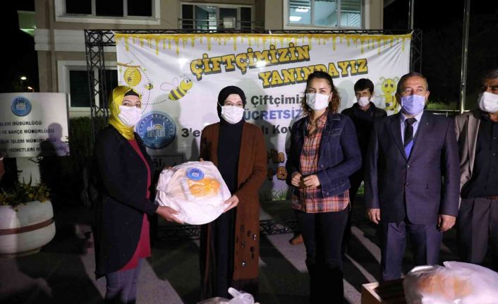 Akyurt’ta çiftçilere sebze fidesi ve arılı kovan dağıtımı başlıyor