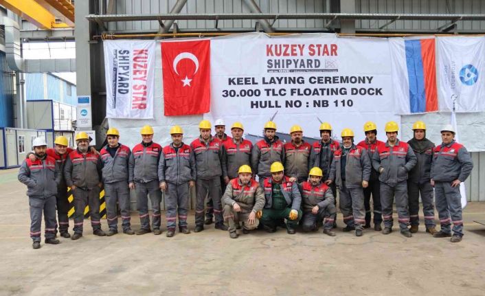 Atomflot FSUE için inşa edilen yüzer limanın ’keel laying’ töreni düzenlendi