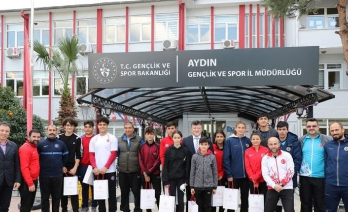 Aydın Gençlik ve Spor İl Müdürü Fillikçioğlu başarılı sporcuları ağırladı