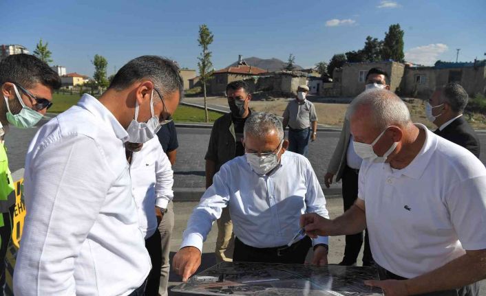 Başkan Büyükkılıç, konforlu ve güvenli bir ulaşım ağı için çalışıyor