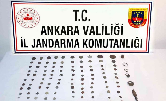 Başkent’te 4 bin 886 sikke ve 110 tarihi obje ele geçirildi