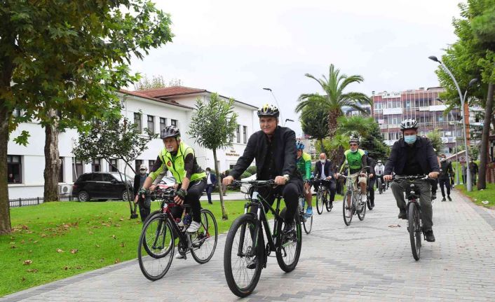 ‘Bisikleti Dostu Sakarya’yı kağıda en iyi işleyen 5 öğrenciye bisiklet ve kask hediye edilecek