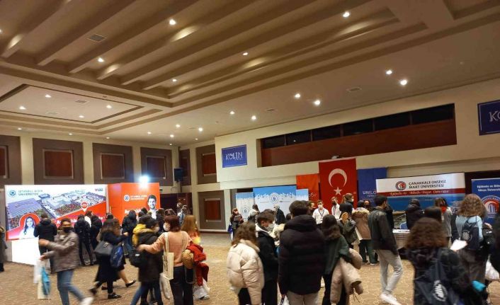 Çanakkale’de düzenlenen fuara 2 bin öğrenci katıldı
