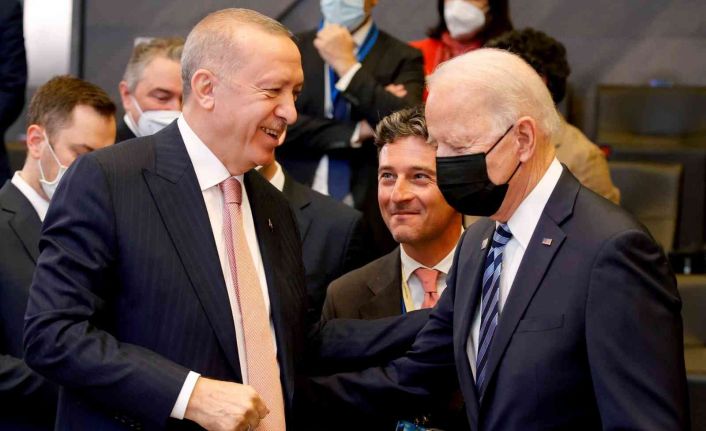 Cumhurbaşkanı Erdoğan, ABD Başkanı Biden ile Rusya-Ukrayna krizini görüştü