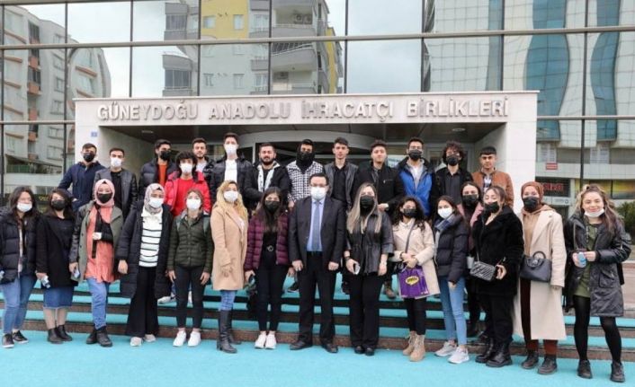 GAÜN öğrencilerden GAİB’e ziyaret