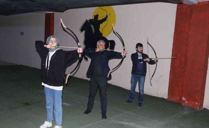 Gençler sosyo-kültürel ve sportif faaliyetlerini ‘Genç Ofis’te güvenle gerçekleştiriyor