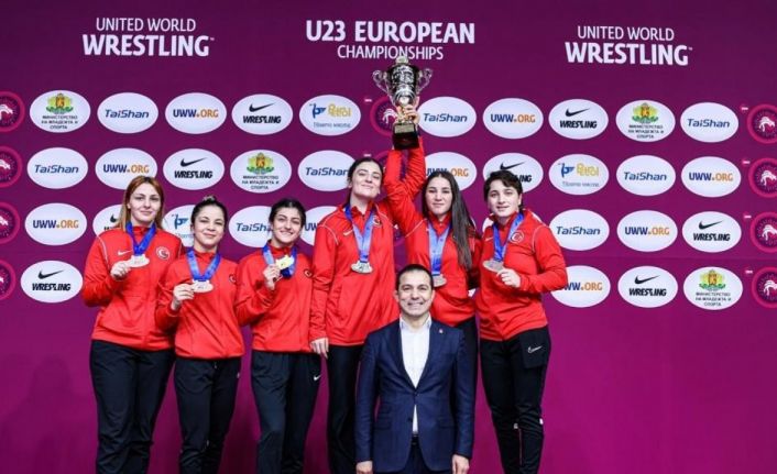 Göç İdaresi Başkanlığı: "Ahıska Türkü milli sporcu Kamaloğlu Avrupa Şampiyonu oldu"