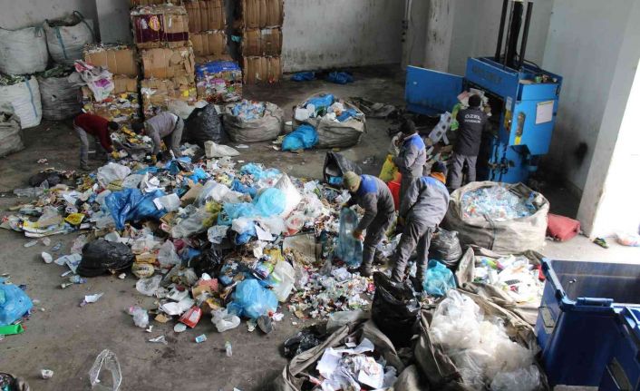 İlk pilot ilçede Geri Dönüşüm Merkezi sayesinde evsel atık yüzde 21 azaldı