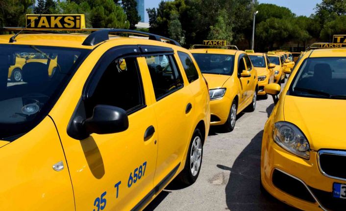 İzmir’de aylık bin 500 TL olan havalimanı taksi bedeli 14 bin TL’ye çıktı