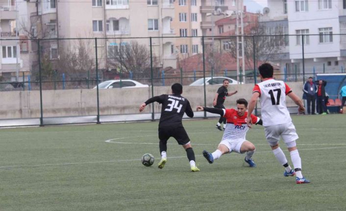 Kayseri Süper Amatör Küme: Talas Anayurtspor: 3 - Başakpınar Belediyespor: 1