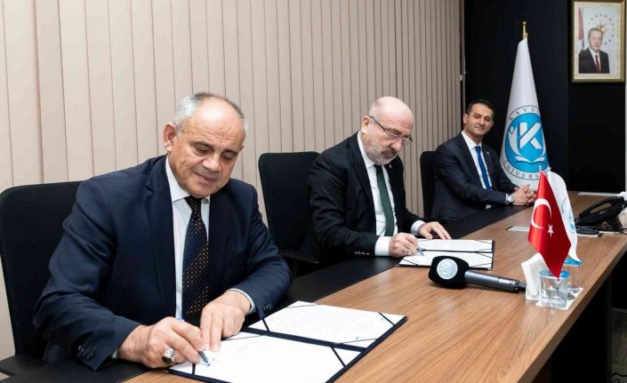 KAYÜ ile Yahyalı Belediyesi “Elma Sirkesi Üretimi İşbirliği Protokolü” imzaladı