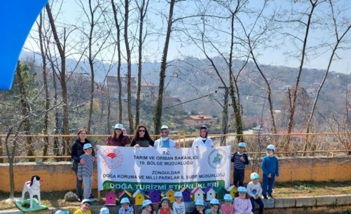 Kuş evleri rengârenk boyandı, okul bahçesine sebze fideleri dikildi