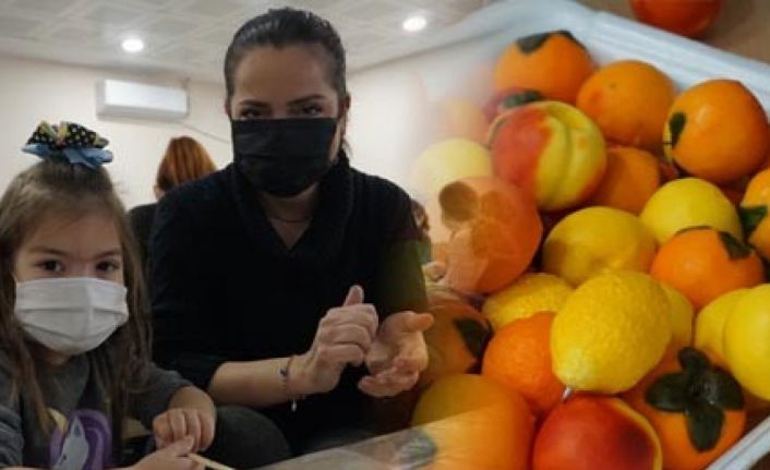 Minik öğrenciler Osmanlı mirası mis meyve sabunu yapmayı öğrendi