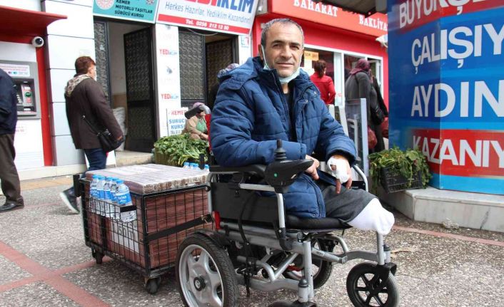 Önce bacaklarını kaybetti, şimdi de el parmaklarını kaybetme tehlikesi yaşıyor