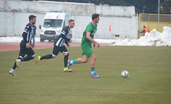 TFF 2. Lig: Isparta 32 Spor: 1 Nazilli Belediyespor: 0