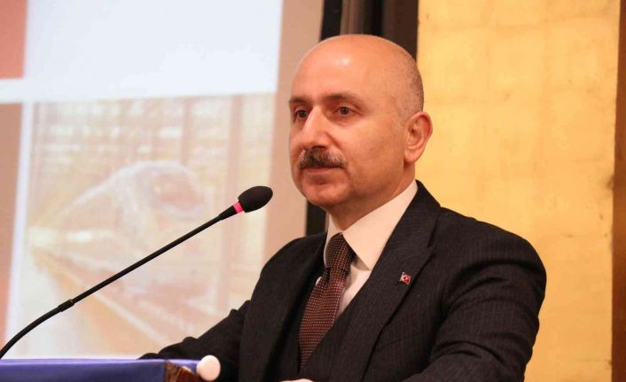 Ulaştırma ve Altyapı Bakanı Karaismailoğlu: "Pandemi sürecinde demiryoluna rağbetin arttığına şahit oluyoruz”