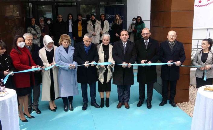 ‘Umutlu Kadınlar Üretiyor’ Sosyal Girişimcilik Eğitim ve Yaşam Merkezi’nin açılışı yapıldı