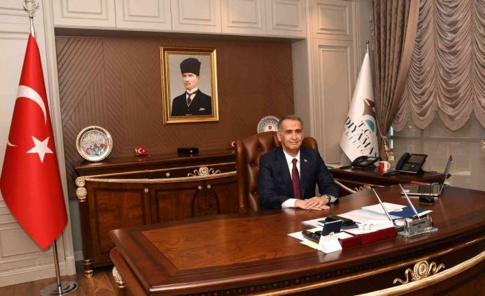 Vali Çuhadar’ın İstiklal Marşı’nın Kabulü ve Mehmet Akif Ersoy’u Anma Günü mesajı