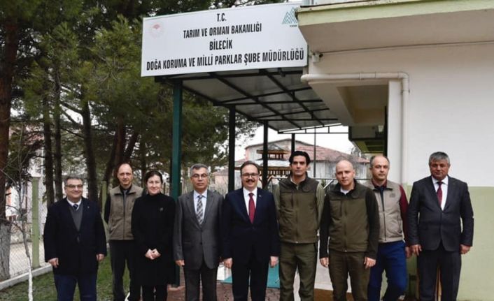Vali Kızılkaya, Doğa Koruma ve Milli Parklar Şube Müdürlüğü çalışanlarıyla bir araya geldi