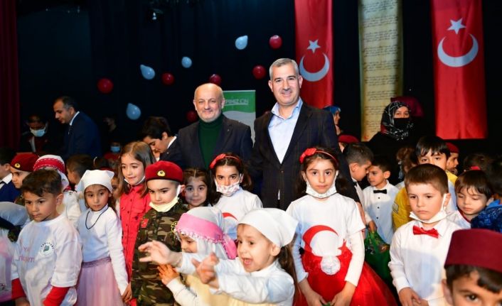 Yeşilyurt Belediyesi erdem okulu öğrencilerinin ‘istiklal marşı’ etkinliği büyük beğeni topladı