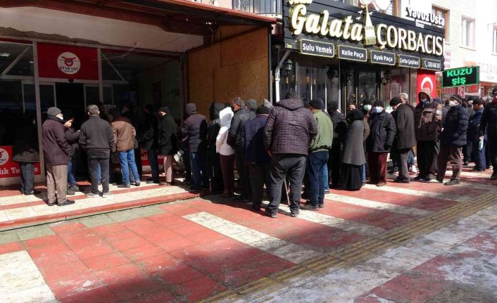 Yozgat’ta Et ve Süt Kurumu satış şubesinde Ramazan yoğunluğu yaşanıyor