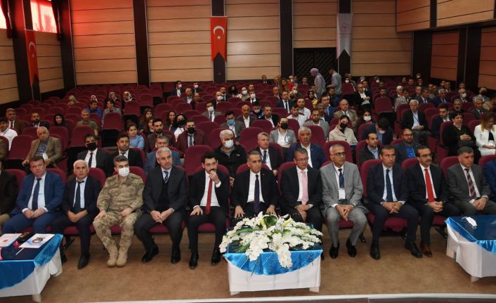 Adıyaman’da ‘Ben olsaydım’ konulu bağımlılıkla mücadele çalıştayı başladı
