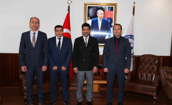 ADÜ Rektörü Aldemir, Tıp Fakültesi yönetimini makamında kabul etti