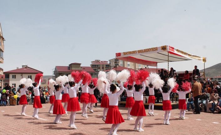 Bayburt’ta 23 Nisan coşkusu