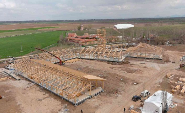 Çatalhöyük Tanıtım ve Karşılama Merkezi inşaatı hızla yükseliyor