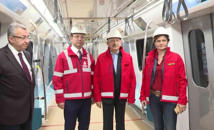 CHP Genel Başkanı Kılıçdaroğlu ile İBB Başkanı İmamoğlu Dudullu-Bostancı metrosunda test sürüşü gerçekleştirdi