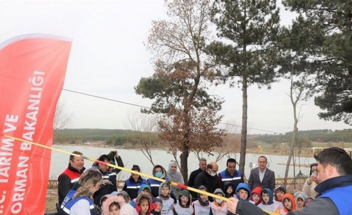 Çocuklar balık tutmayı öğrendi