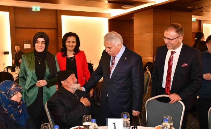 Çorlu’da şehit aileleri ve gaziler onuruna iftar yemeği