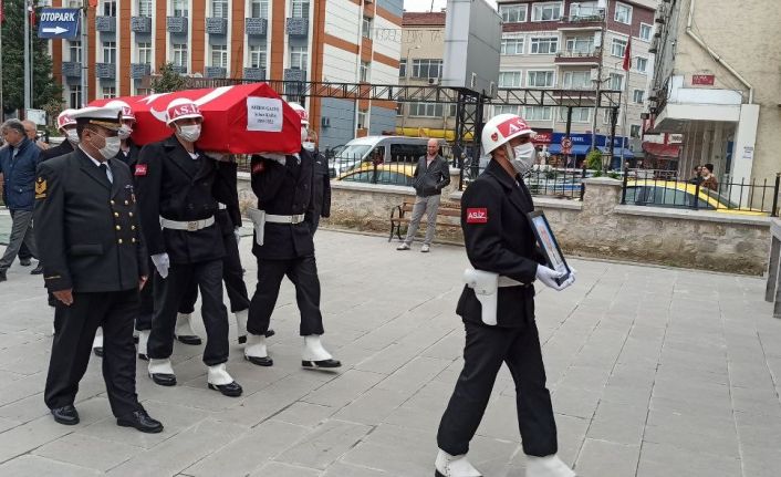 Devrekli Kıbrıs Gazisi son yolculuğuna askeri törenle uğurlandı