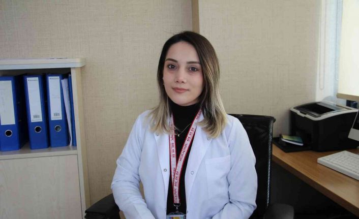 Diyetisyen Tekay: "Ramazan ayında sağlıklı beslenmenin yolu iftar ve sahur arasında yeterli sıvı tüketmekten geçiyor"