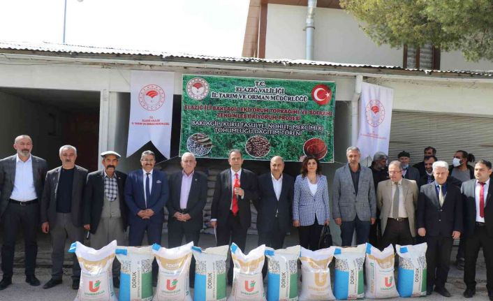 Elazığ’da çiftçilere tohum desteği sağlandı