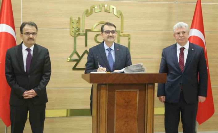 Enerji ve Tabii Kaynaklar Bakanı Dönmez, Çankırı İl İstişare Toplantısına katıldı